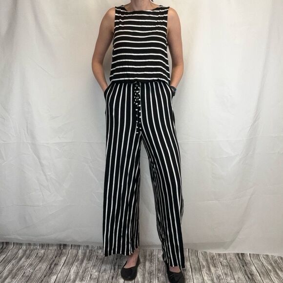 Zenana Women's Black White Striped Jumpsuit Romper Pockets Tie XL Extra Large - Picture 1 of 15